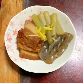 フキとさつま揚げとこんにゃくの炒め煮。